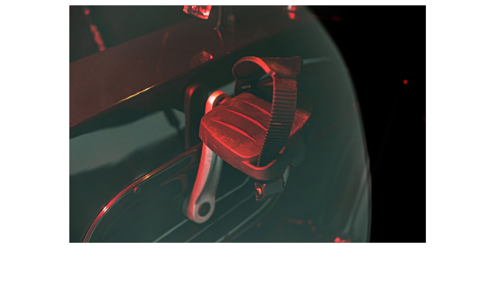 INFRABIKE® infrared cycling zone view through porthole